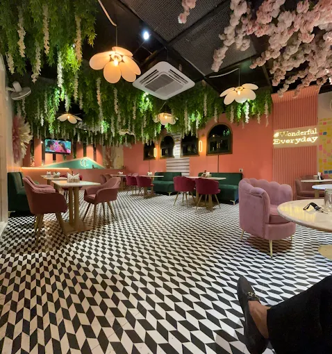 La Cielo Cafe