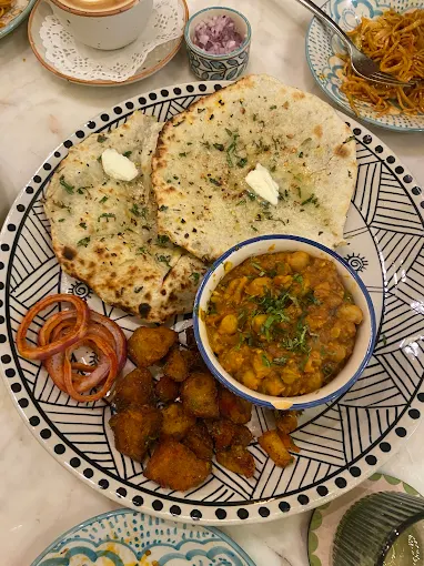 The Gardin Cafe gallery image 6