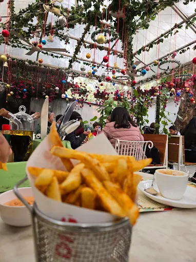 Cafe Diggin gallery image 6