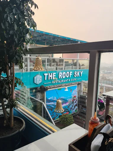 The Roof Sky Restaurant and Cafe gallery image 3