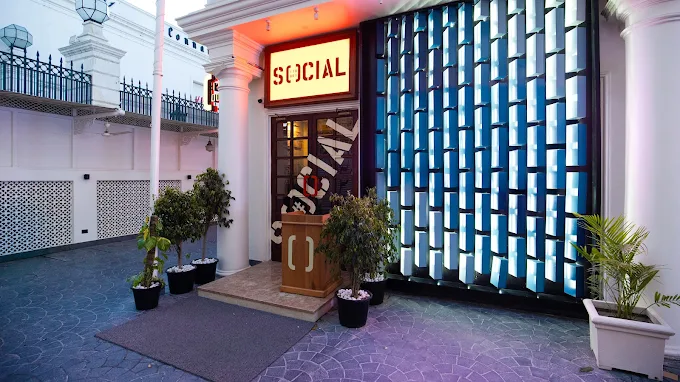 Connaught Place SOCIAL gallery image 7