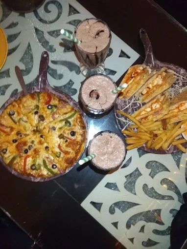 Madira Cafe gallery image 1