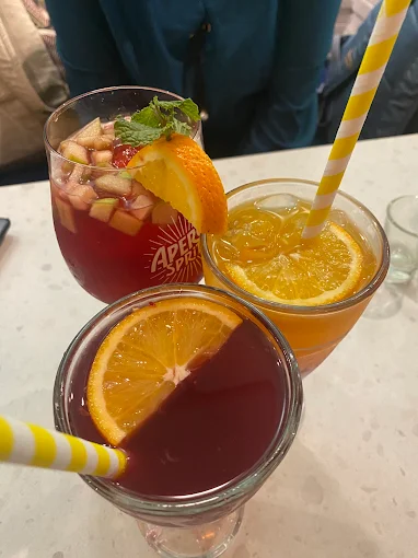 Cafe Hawkers gallery image 3